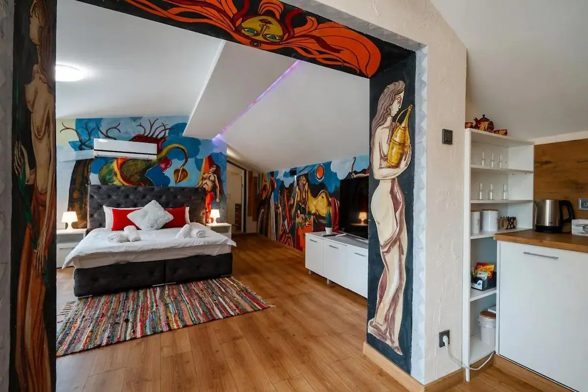 プロヴディフArtistic Loft With Amazing View, Mrenicovアパートメント アパート