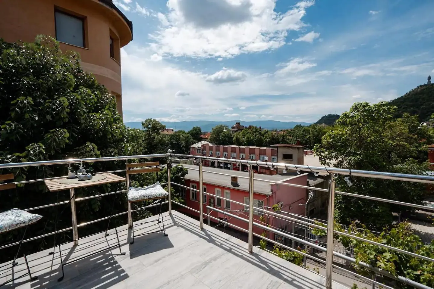 プロヴディフArtistic Loft With Amazing View, Mrenicovアパートメント 0*, プロヴディフ ブルガリア