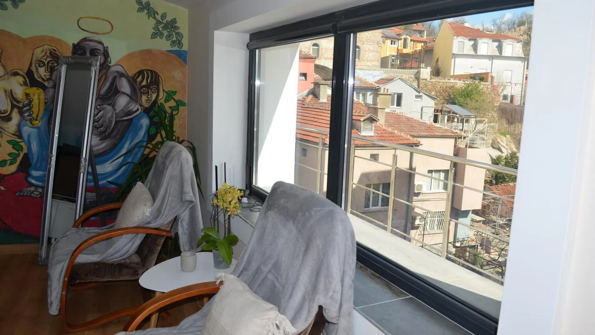 Artistic Loft With Amazing View, Mrenicov Apartment Plovdiv Bulgaria