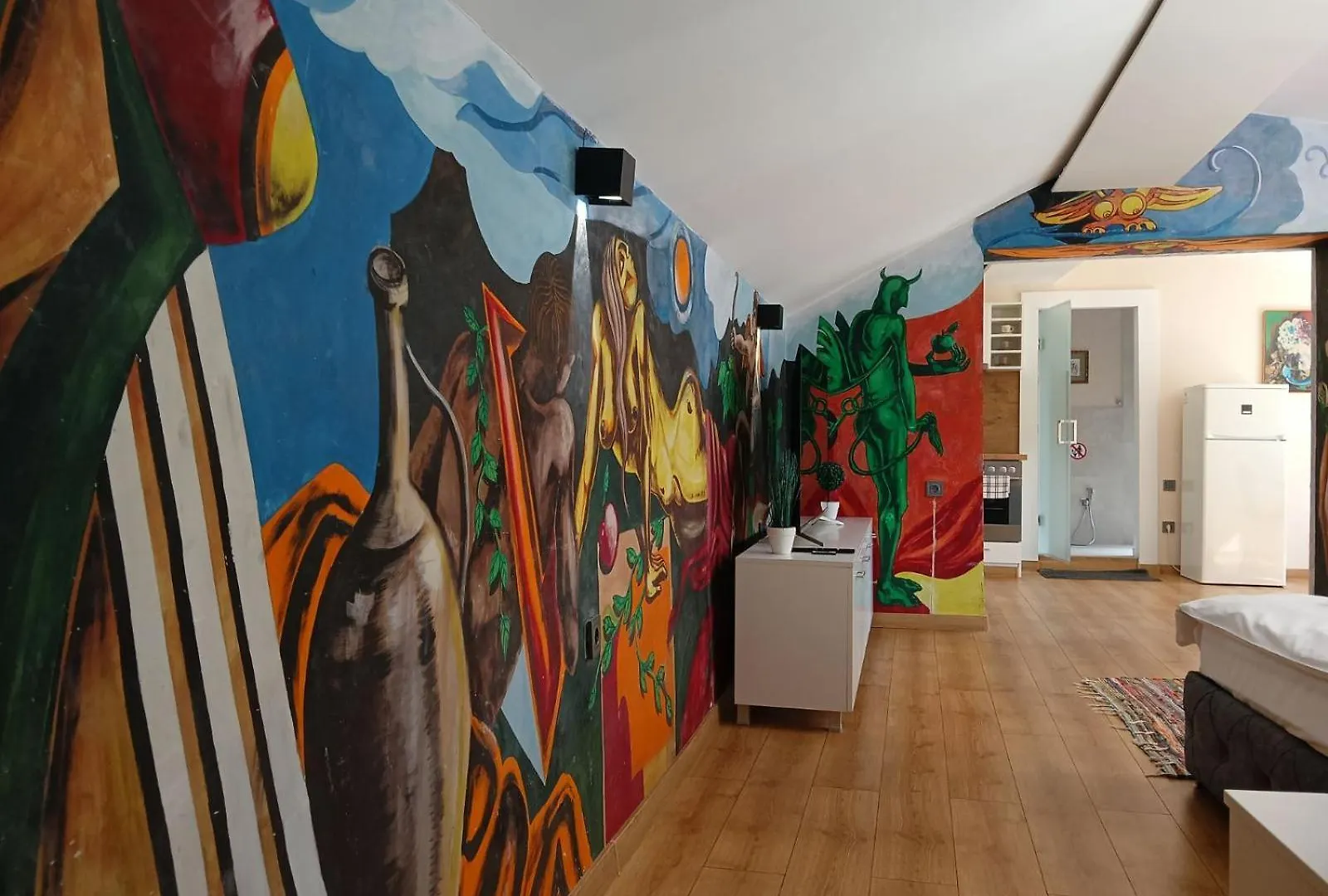 Artistic Loft With Amazing View, Mrenicov Apartment Plovdiv