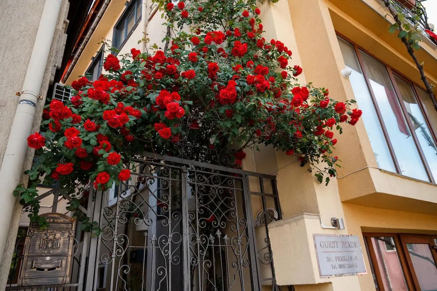 Artistic Loft With Amazing View, Mrenicov Apartamento Plovdiv